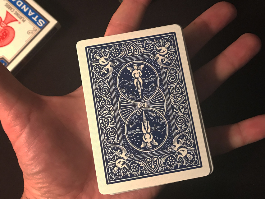 HAUNTED BICYCLE BLUE DECK PLAYING CARDS GAFF DECK THAT CUTS ITSELF MAGIC TRICKS 